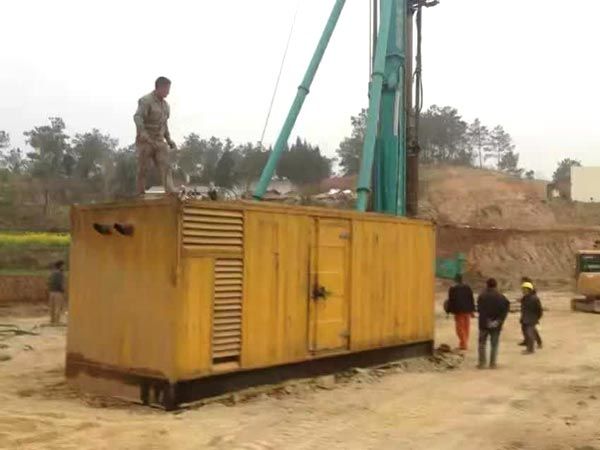 平乡如何判断水冷式机油散热器密封件是否需要更换?
